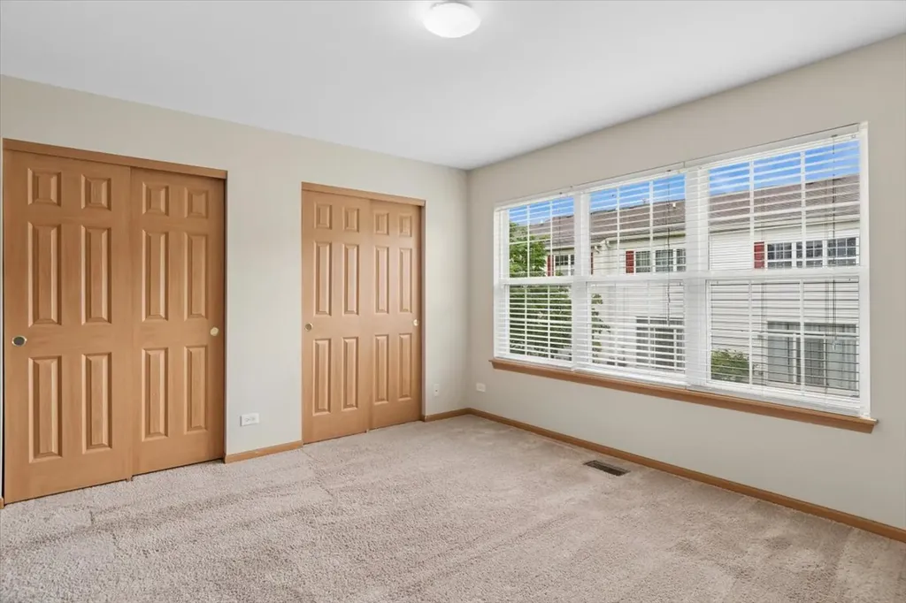 933 Genesee Court Naperville IL 60563