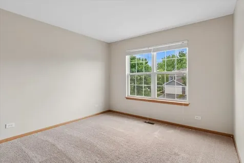 933 Genesee Court Naperville IL 60563