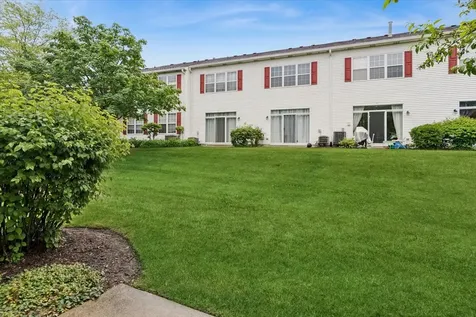933 Genesee Court Naperville IL 60563