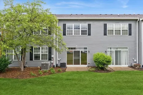 933 Genesee Court Naperville IL 60563