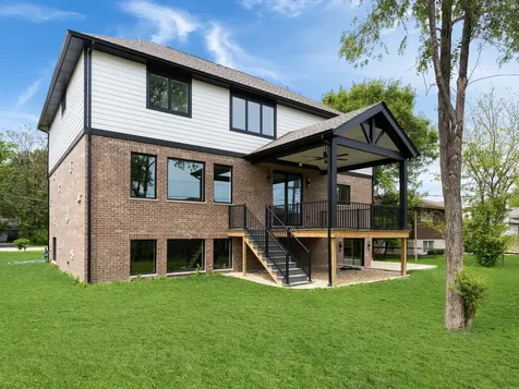 10441 South 83rd Avenue Palos Hills IL 60465