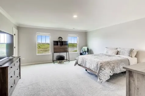2879 Kessler Drive Mundelein IL 60060