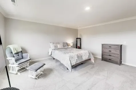 2879 Kessler Drive Mundelein IL 60060