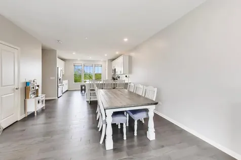 2879 Kessler Drive Mundelein IL 60060