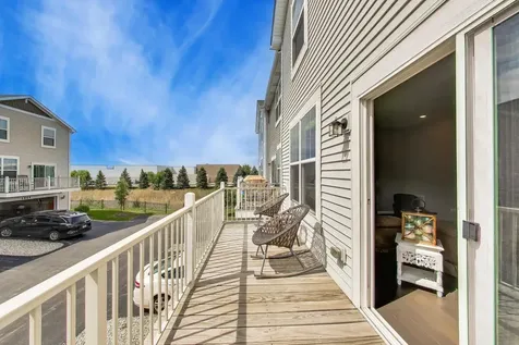 2879 Kessler Drive Mundelein IL 60060