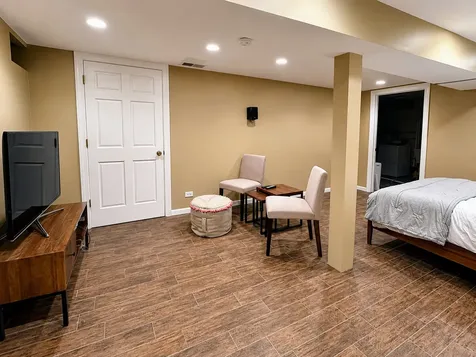 2021 Grant Street Evanston IL 60201