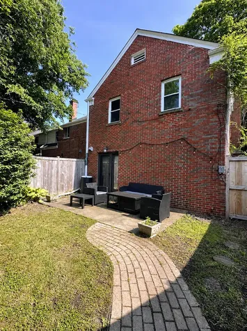 2021 Grant Street Evanston IL 60201