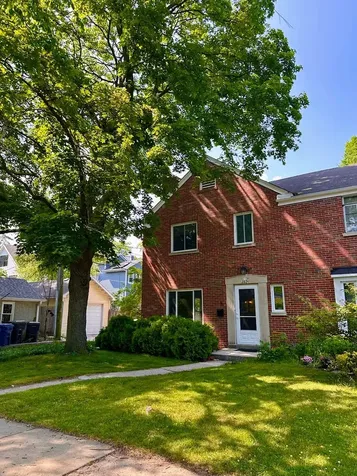 2021 Grant Street Evanston IL 60201