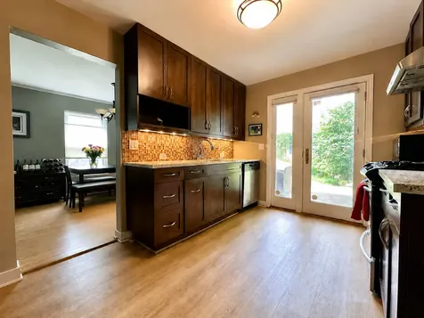 2021 Grant Street Evanston IL 60201