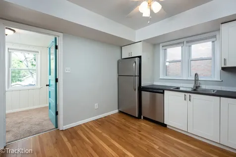 5034 West Argyle Street Chicago IL 60630