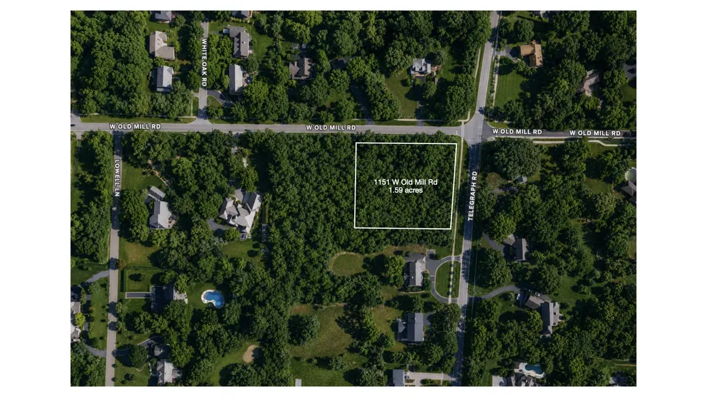 1151 West Old Mill Road Lake Forest IL 60045