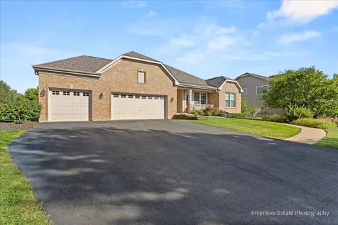 483 Glover Drive North Aurora IL 60542