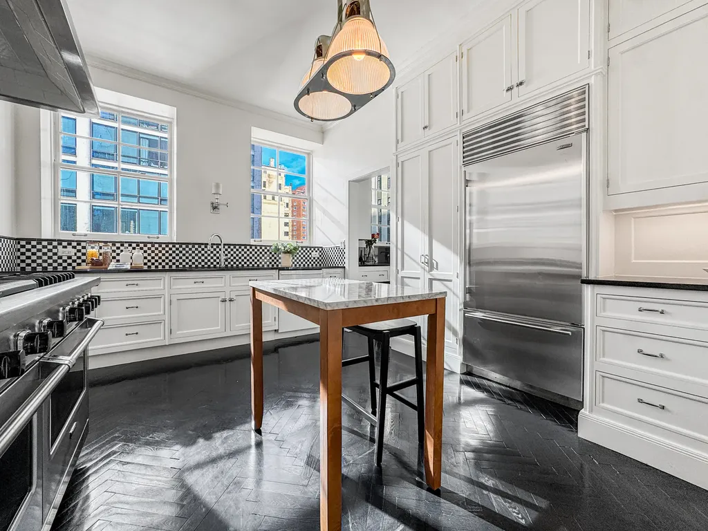 1260 North Astor Street Chicago IL 60610