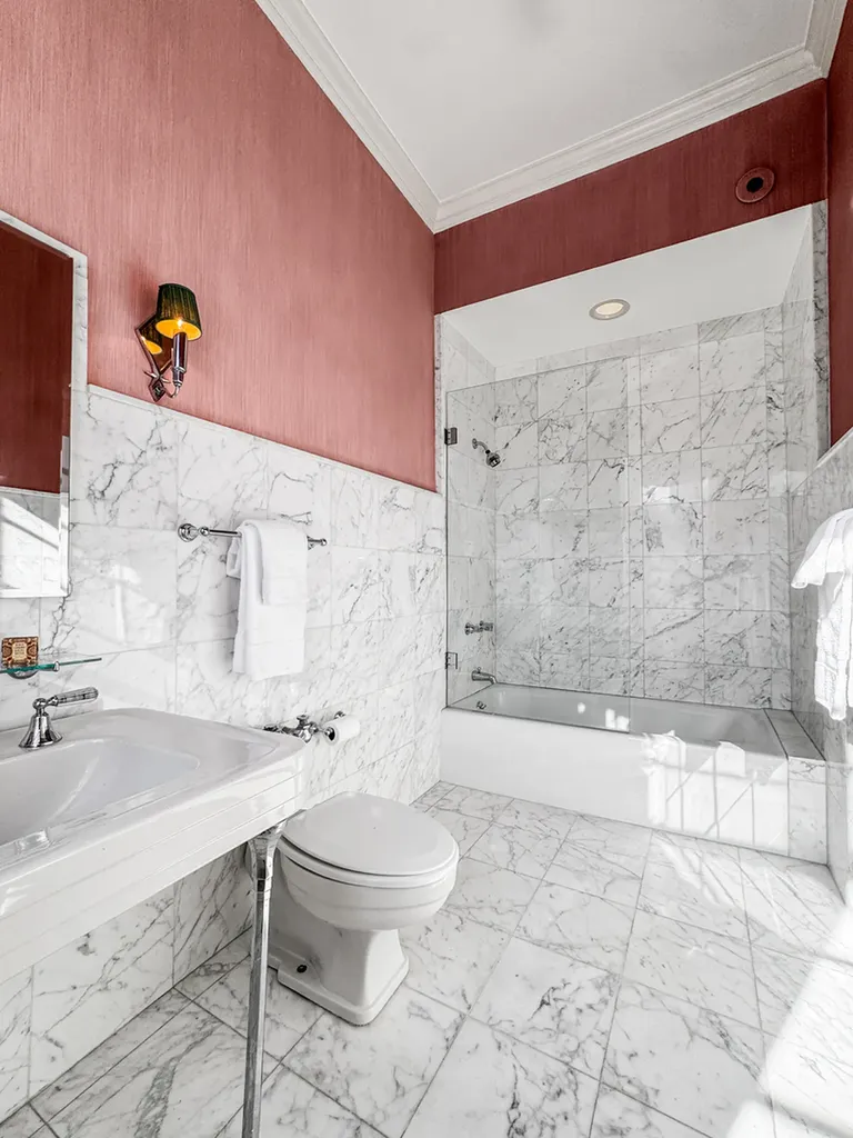 1260 North Astor Street Chicago IL 60610