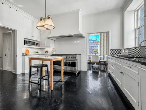 1260 North Astor Street Chicago IL 60610