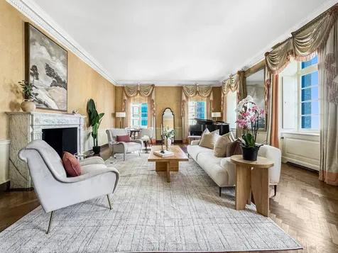 1260 North Astor Street Chicago IL 60610