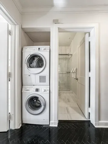 1260 North Astor Street Chicago IL 60610