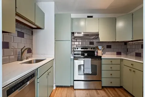 21 West Goethe Street Chicago IL 60610