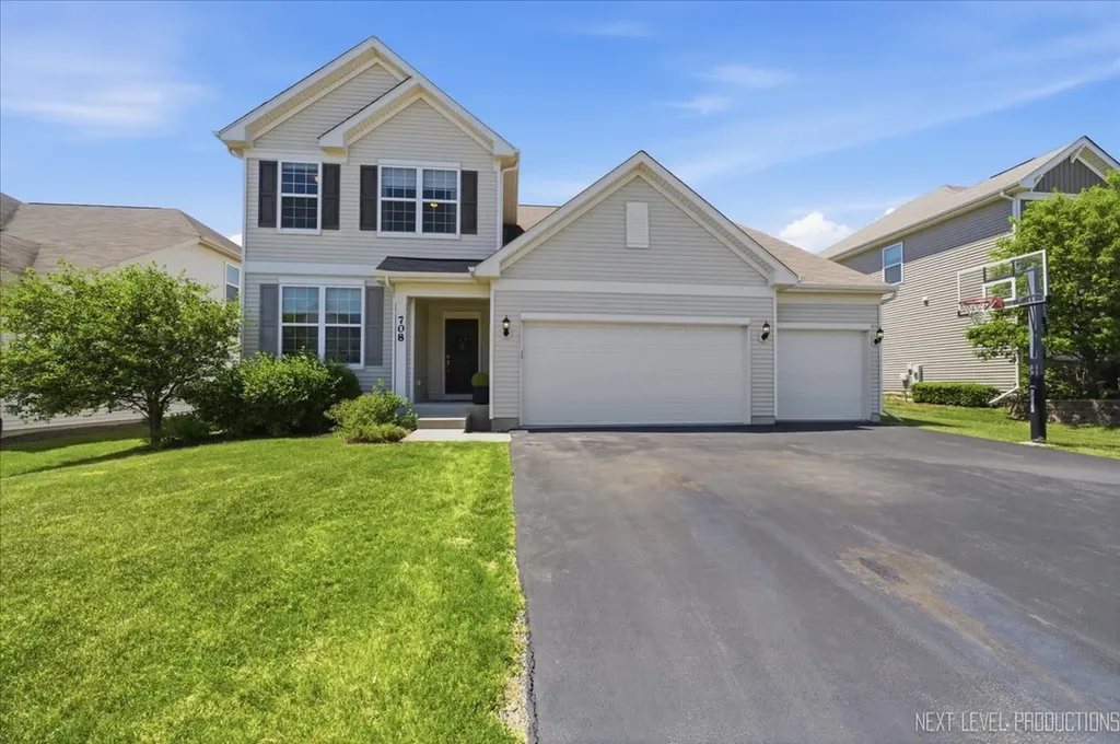 708 Rochester Lane South Elgin IL 60177