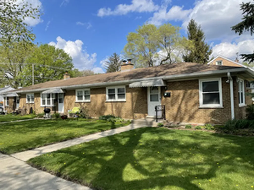 5 North Washington Street Westmont IL 60559