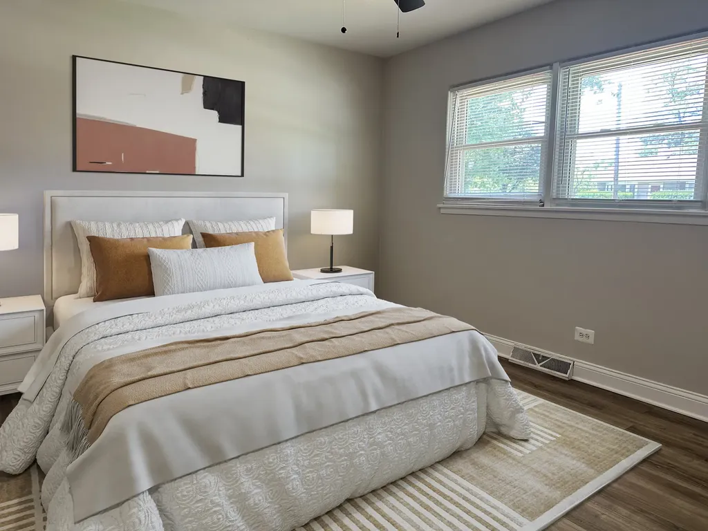 5 North Washington Street Westmont IL 60559