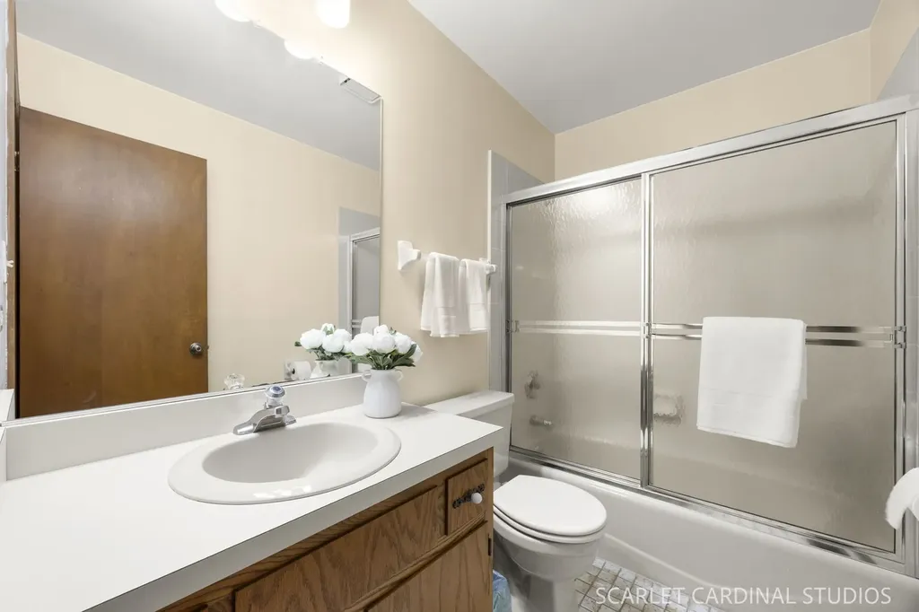 624 Joshua Court Naperville IL 60540