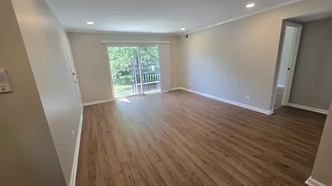 9388 Bay Colony Drive Des Plaines IL 60016