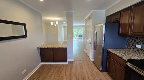 9388 Bay Colony Drive Des Plaines IL 60016