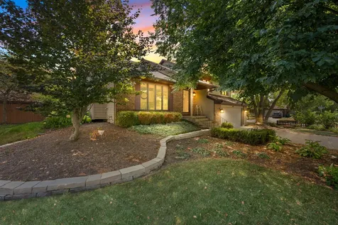 1404 Larson Street Sycamore IL 60178
