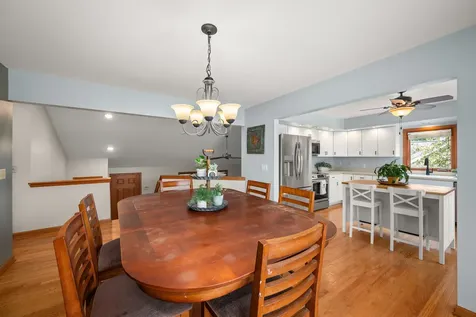 1404 Larson Street Sycamore IL 60178
