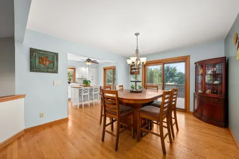 1404 Larson Street Sycamore IL 60178