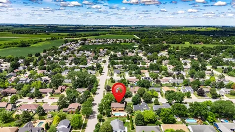 1404 Larson Street Sycamore IL 60178