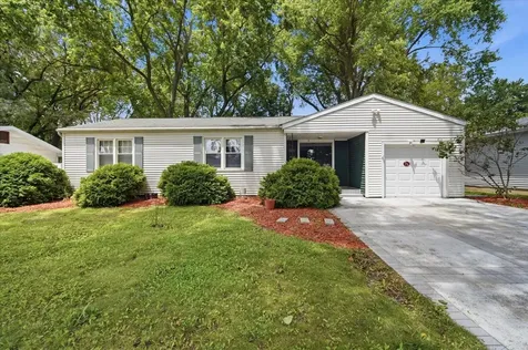 1824 East Lafayette Street Bloomington IL 61701