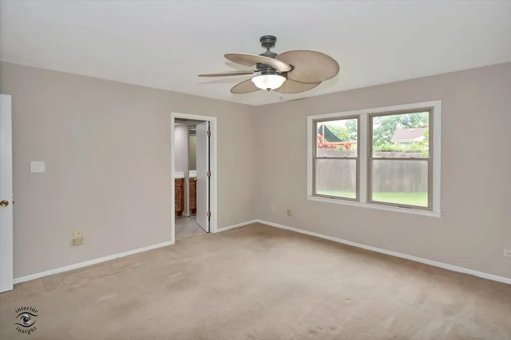 767 Oakwood Drive Westmont IL 60559