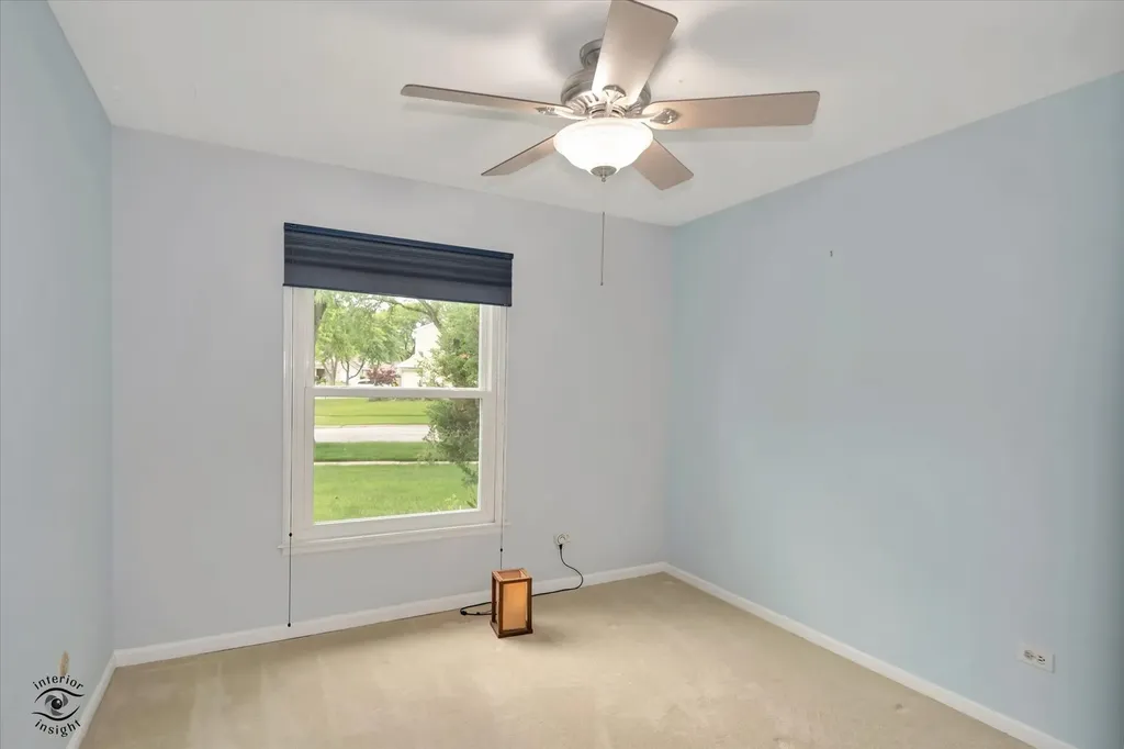 767 Oakwood Drive Westmont IL 60559