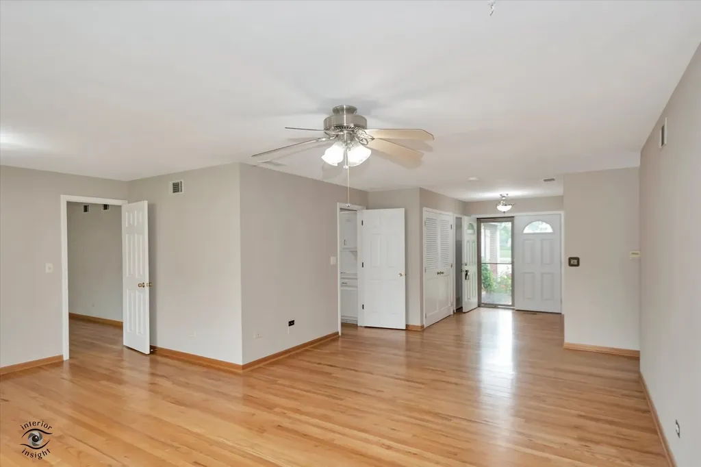 767 Oakwood Drive Westmont IL 60559