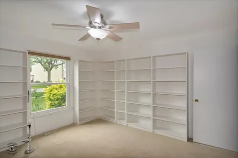 767 Oakwood Drive Westmont IL 60559