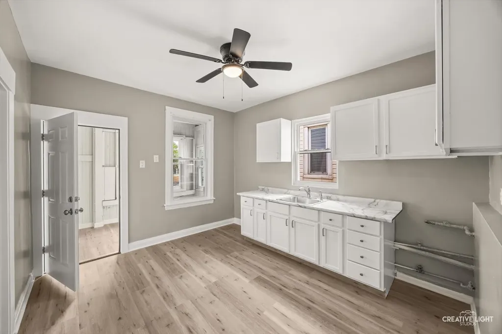 4429 South Fairfield Avenue Chicago IL 60632