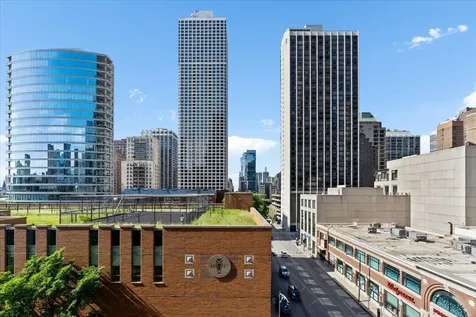 9 West Walton Street Chicago IL 60610