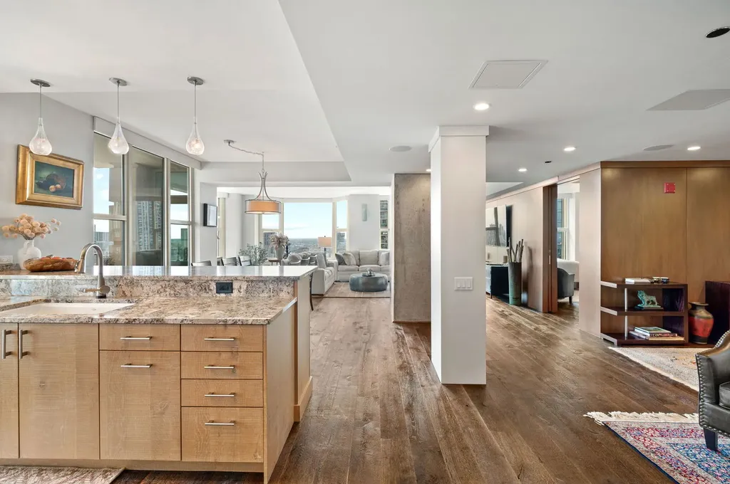 25 East Superior Street Chicago IL 60611