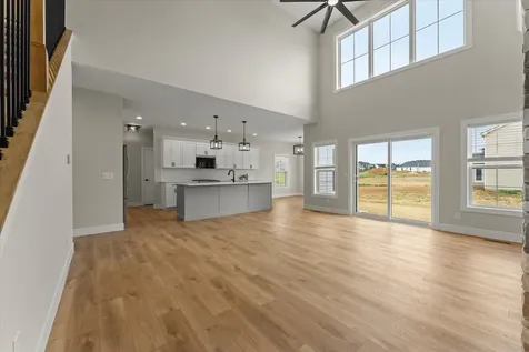 1408 Ravenwood Drive Mahomet IL 61853