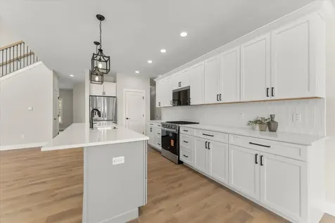 1408 Ravenwood Drive Mahomet IL 61853