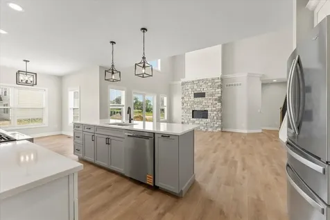 1408 Ravenwood Drive Mahomet IL 61853