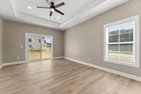 1408 Ravenwood Drive Mahomet IL 61853