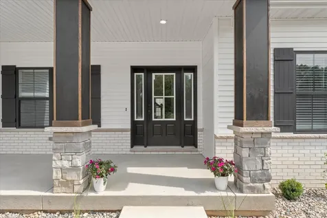 1408 Ravenwood Drive Mahomet IL 61853