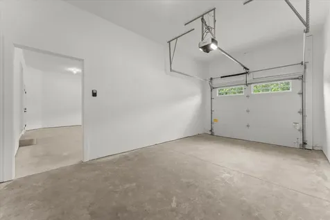 1408 Ravenwood Drive Mahomet IL 61853