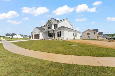 1408 Ravenwood Drive Mahomet IL 61853
