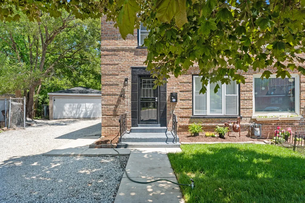 46 East 91st Street Chicago IL 60619