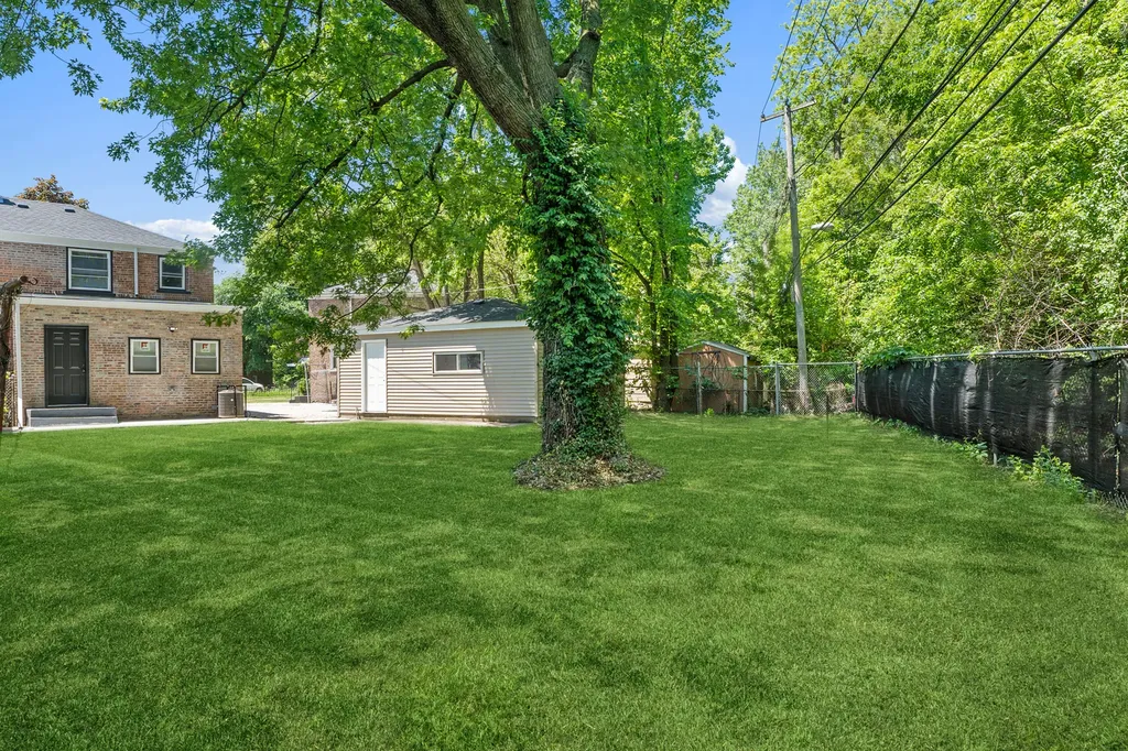 46 East 91st Street Chicago IL 60619