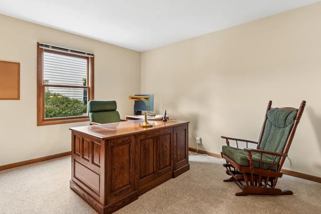 6127 Tyrnbury Drive Lisle IL 60532
